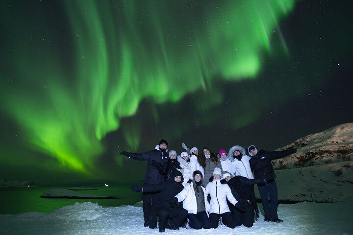 Aventure en bus pour observer les aurores boréales à Tromsø, avec toilettes à bord et séances de photos (2/12)