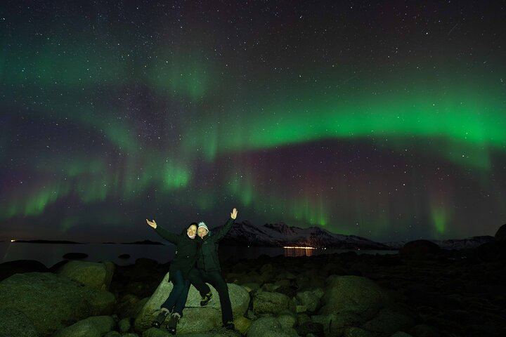Aurores boréales à Tromsø, avec feu de camp, saucisses de renne et séances photos (5/12)