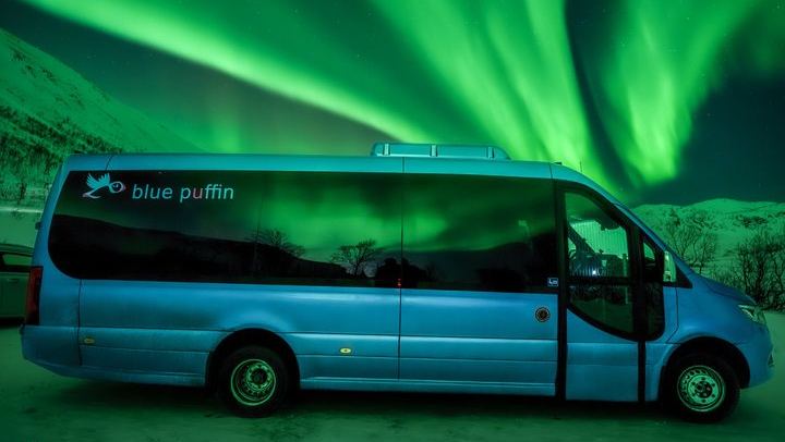 Tromso Northern Lights by Minibus with a Warm Dinner and Free Photos (3/12)