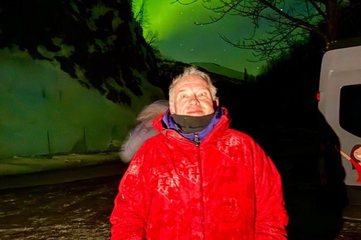 Untamed Northern Lights Sightseeing from Anchorage, Alaska (12/12)