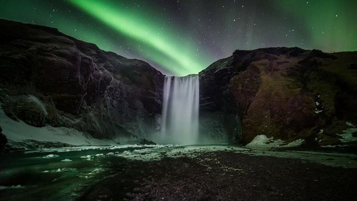 Small Group Northern Lights Tour from Reykjavik with Free Photos (1/9)