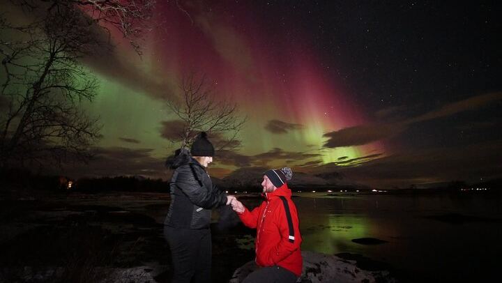 Watching The Aurora Dance, Tromso Tour with Norwegian Locals