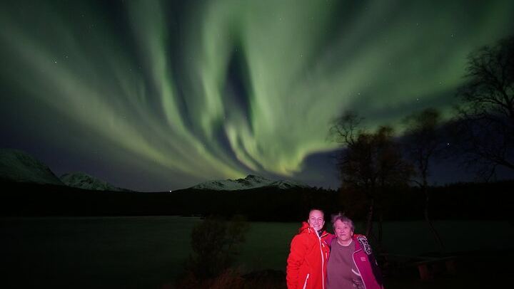 Eine Tour zur Beobachtung des Polarlichts in Tromsø, begleitet von Einheimischen aus Norwegen (2/8)