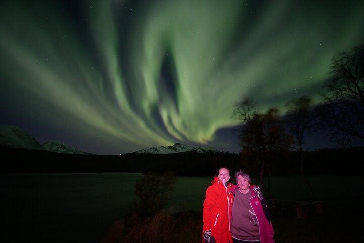Eine Tour zur Beobachtung des Polarlichts in Tromsø, begleitet von Einheimischen aus Norwegen (2/8)