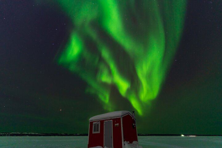 Yellowknife Winter Package: 5 Days, 4 Nights of Aurora and Day Trips (5/12)